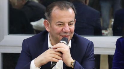 ÖZCAN "O TEPSİ YA GÜZELLİKLE GELECEK YA DA BEN GETİRTMESİNİ BİLİRİM"