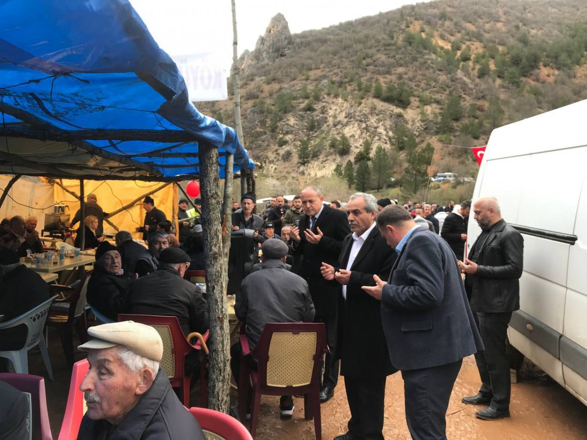 KONAK AÇILIŞTA KONUŞTU  “ESERLERİMİZLE GÖNÜL KÖPRÜLERİ KURUYORUZ”