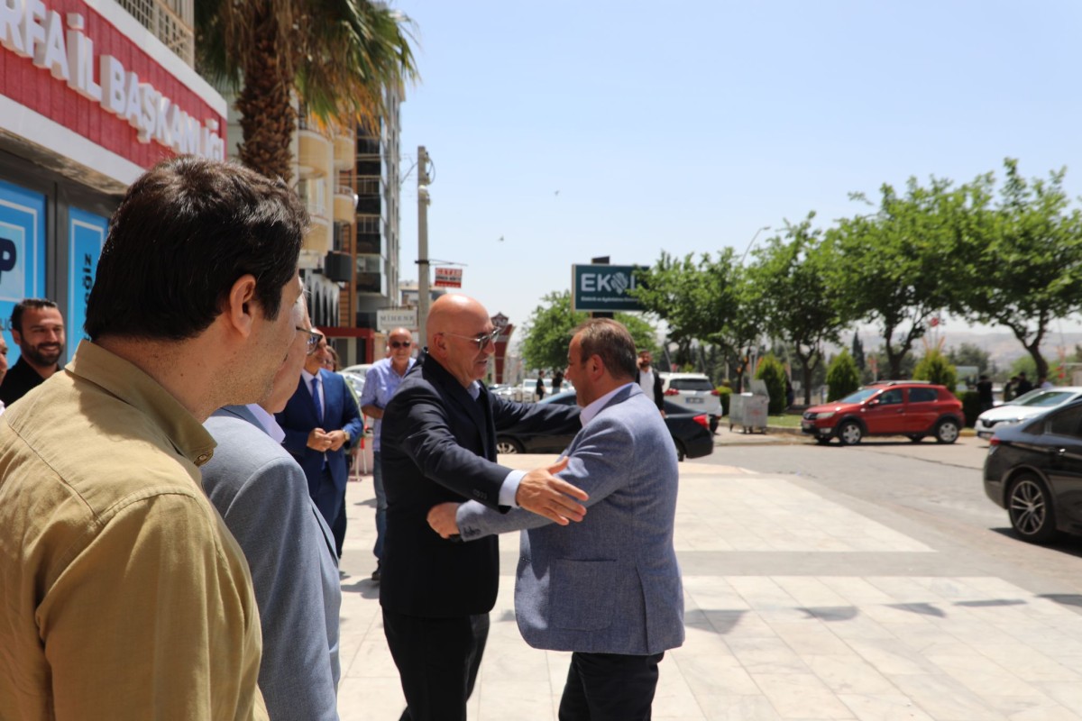 BAŞKAN ÖZCAN, ŞANLIURFA İL BİNASINI ZİYARET ETTİ