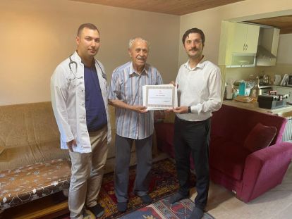 SAĞLIK MÜDÜRLÜĞÜNDEN YAŞLI VATANDAŞLARIMIZA EVİNDE HİZMET