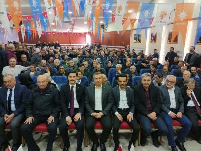 MUHAMMED HOCA YOĞUN BİR KATILIMLA ADAY ADAYLĞINI AÇIKLADI