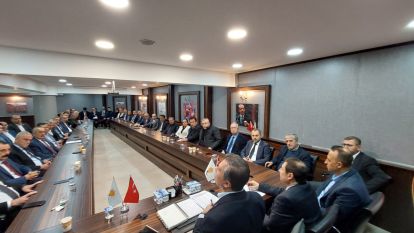 AK PARTİ'DE TÜM İL İLÇE ADAY ADAYLARI TEK VÜCUT