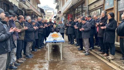 MUDURNU'DA VATANDAŞLARA BALLI KANDİL LOKMASI