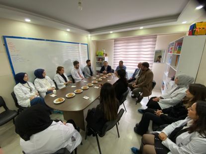 DURAK VE DEMİREL'DEN ÖZEL İZ AKADEMİ VE REHABİLİTASYON MERKEZİNE ÖZEL ZİYARET 