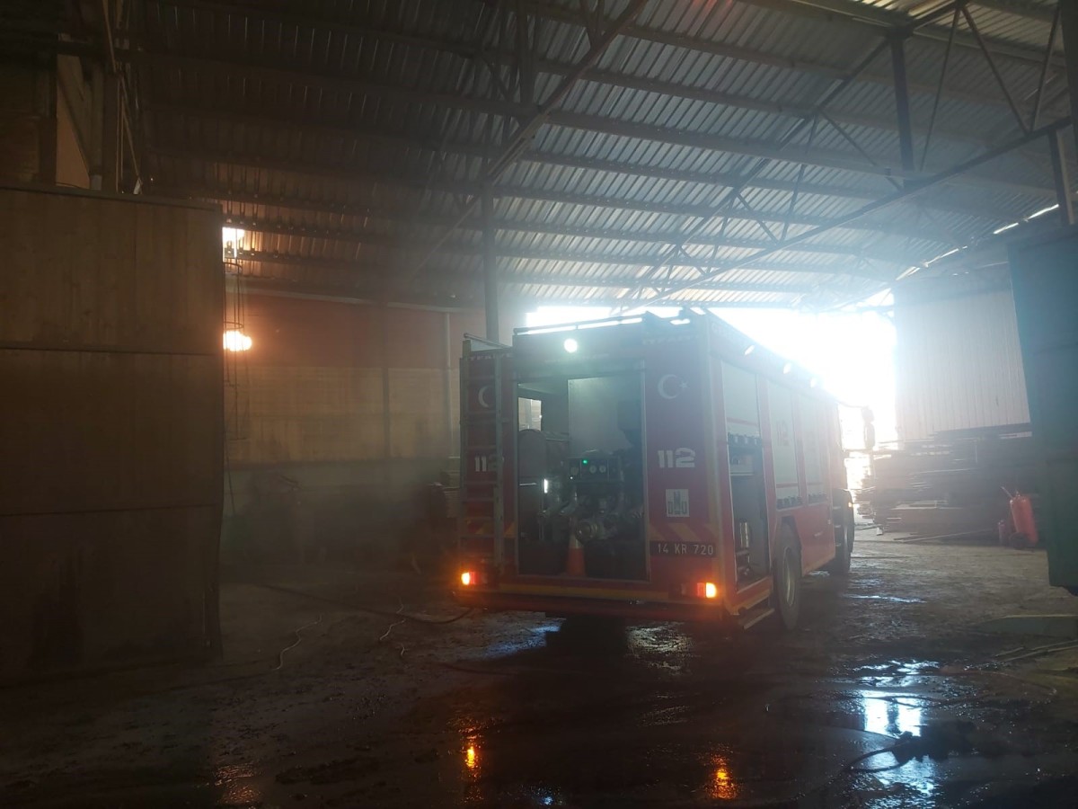 POLAT ALEMDAR'IN BOLU'DA Kİ FABRİKASINA PATLAMA