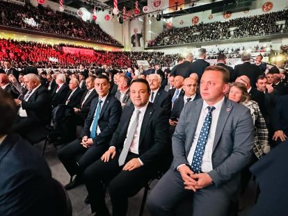 BÜYÜK KURULTAY’A KATILAN DURAK, İFTARINI YİNE BOLULU HEMŞEHRİLERİYLE AÇTI