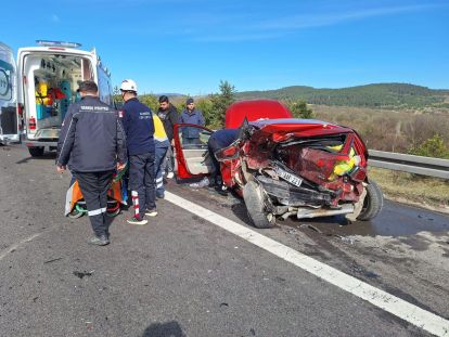 OTOYOL'DAN İLK KAZA HABERİ GELDİ. ŞÜKÜR ÖLÜM YOK!