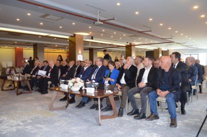 BASININ KALBİ BOLU’DA ATTI: “GERÇEK GAZETECİLİK YASAYLA GÜVENCE ALTINA ALINMALI”