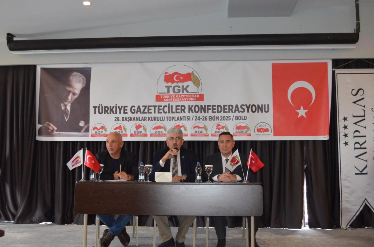 BASININ KALBİ BOLU'DA ATTI: “GERÇEK GAZETECİLİK YASAYLA GÜVENCE ALTINA ALINMALI”