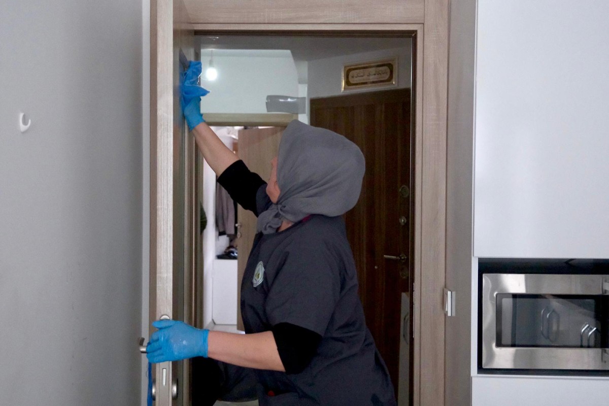 BOLU BELEDİYESİ İHTİYAÇ SAHİBİ VATANDAŞLARIN EVLERİNİ TEMİZLEDİ