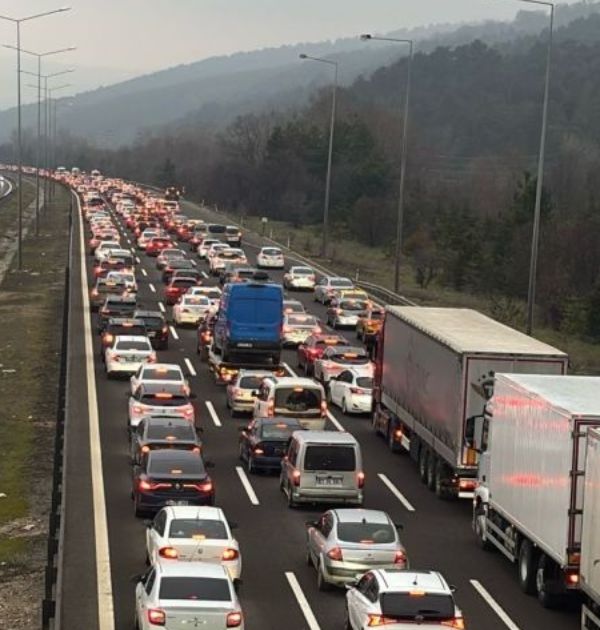 RAMAZNA BAYRAMINDA BOLU'DAN KAÇ ARAÇ GEÇTİ?