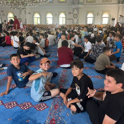 TEPECİK’TE CAMİLER ÇOCUKLARLA ŞENLENDİ